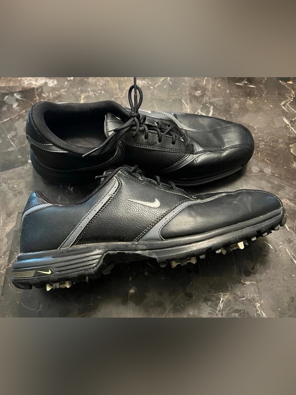 Vintage Nike Heritage 418624-001 Black Spikes Leather Men’s Golf Shoes Size 10